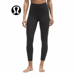 NWT! LULULEMON 🍋 InStill HR Tight 25” Black Size 8